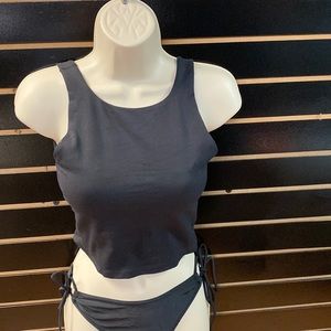 SOLD Cropped padded sport bra